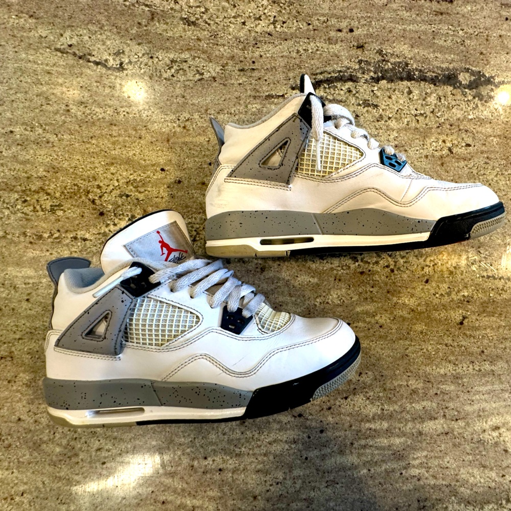 Nike Air Jordan 4 Retro White Gray Black with Red Jumpman